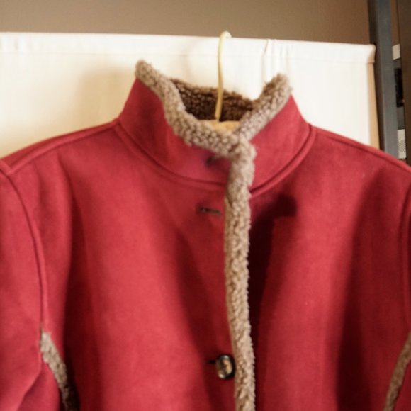 L.L. BEAN Raspberry Coat Microsuede Shearling Hip - Picture 8 of 8